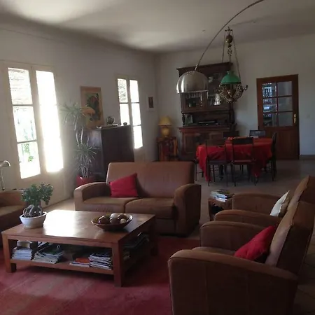 Bastide Provencale Avec Piscine Et Grand Jardin Grabels